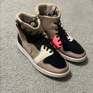 Nike Women's Sneakers - Black, Tan, and Pink